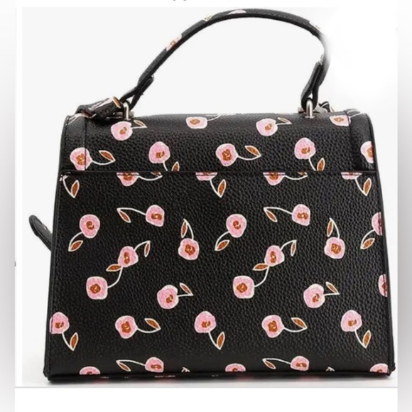 French Connection UK Clover‎ Pebble black print Crossbody bag brand new - Picture 1 of 4